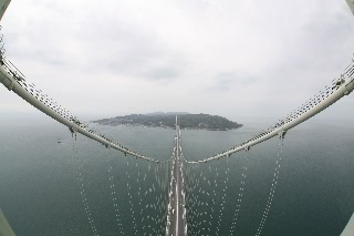 「地上 300mから淡路島を眺める」のサムネイル画像