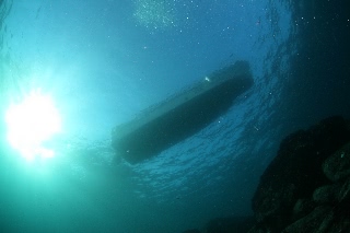 「迎えのボート」のサムネイル画像